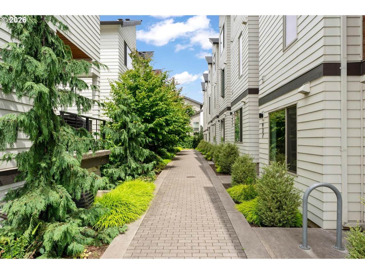 https://bt-photos.global.ssl.fastly.net/portland/1280_boomver_1_581194284-2.jpg