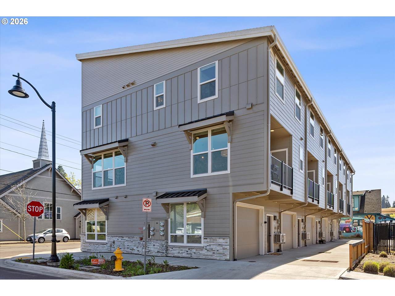 22415 Pine St - Photo 1