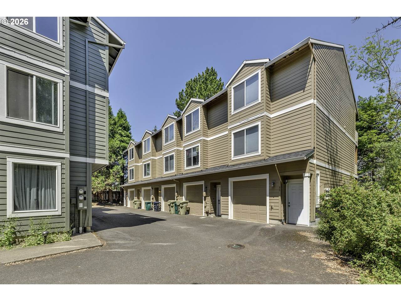 https://bt-photos.global.ssl.fastly.net/portland/1280_boomver_1_583569882-2.jpg
