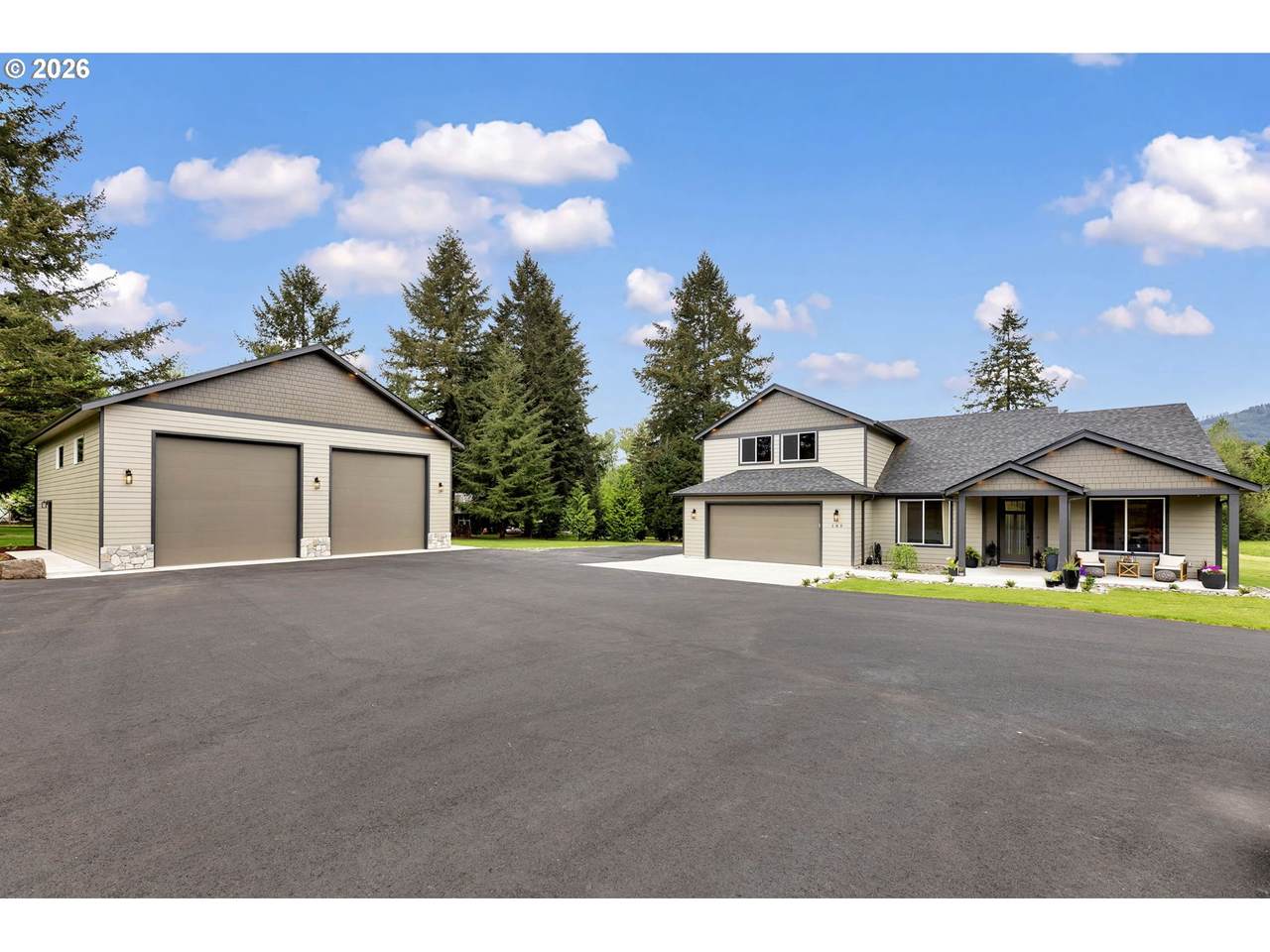 185 Eagle Ct - Photo 1