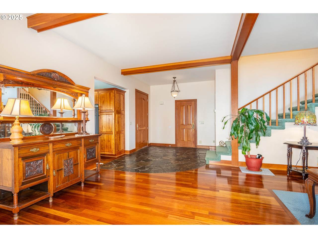 https://bt-photos.global.ssl.fastly.net/portland/1280_boomver_1_583779639-2.jpg