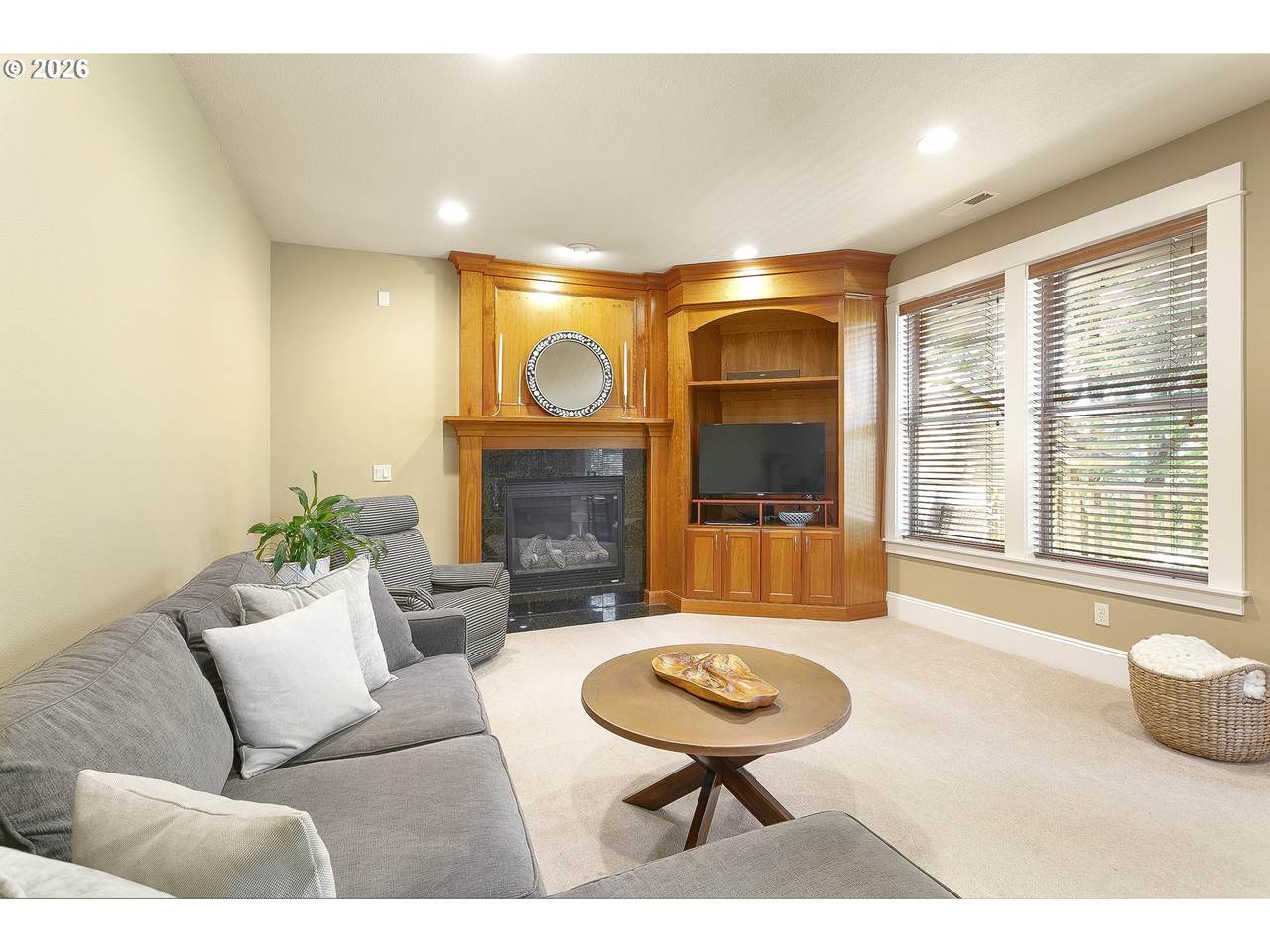 https://bt-photos.global.ssl.fastly.net/portland/1280_boomver_1_584002962-2.jpg
