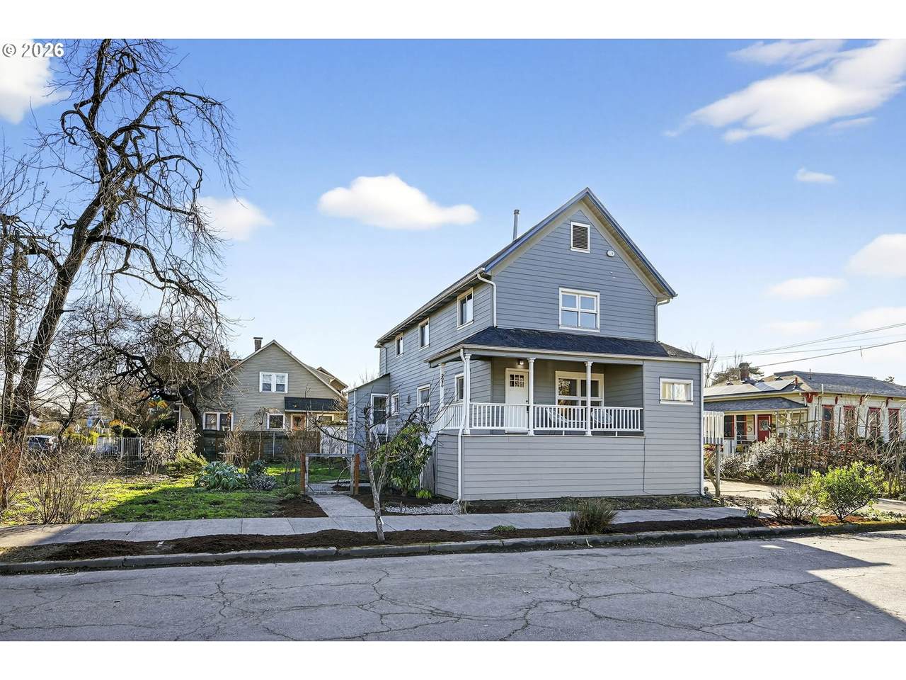 2028 Brooklyn St - Photo 1