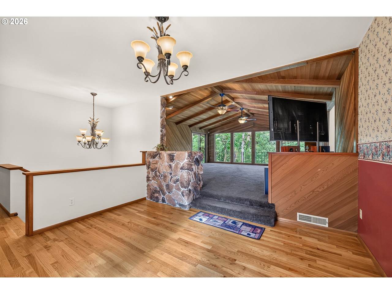 https://bt-photos.global.ssl.fastly.net/portland/1280_boomver_1_588197223-2.jpg