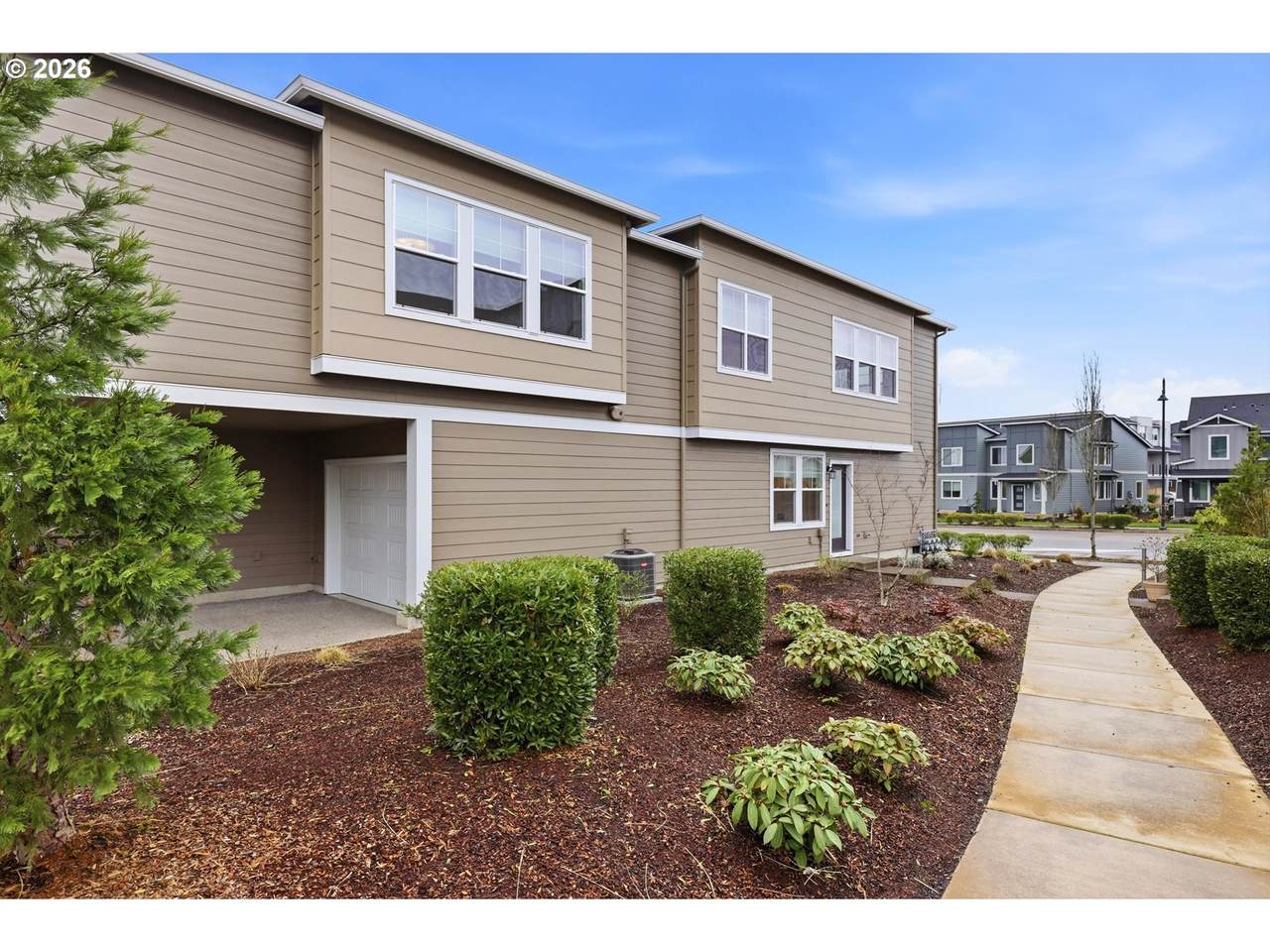 https://bt-photos.global.ssl.fastly.net/portland/1280_boomver_1_589460570-2.jpg