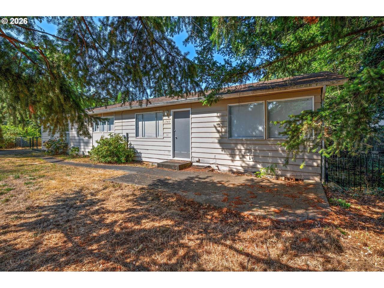 1749 176TH Ave - Photo 1