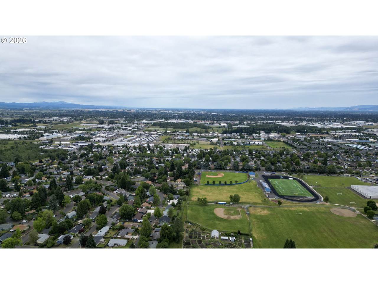 https://bt-photos.global.ssl.fastly.net/portland/1280_boomver_1_590600199-2.jpg