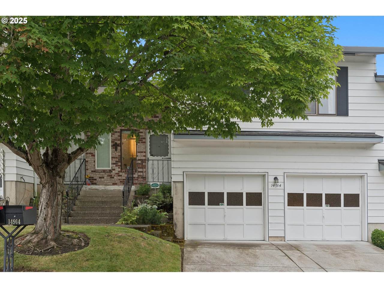 14914 Rose Pkwy - Photo 1