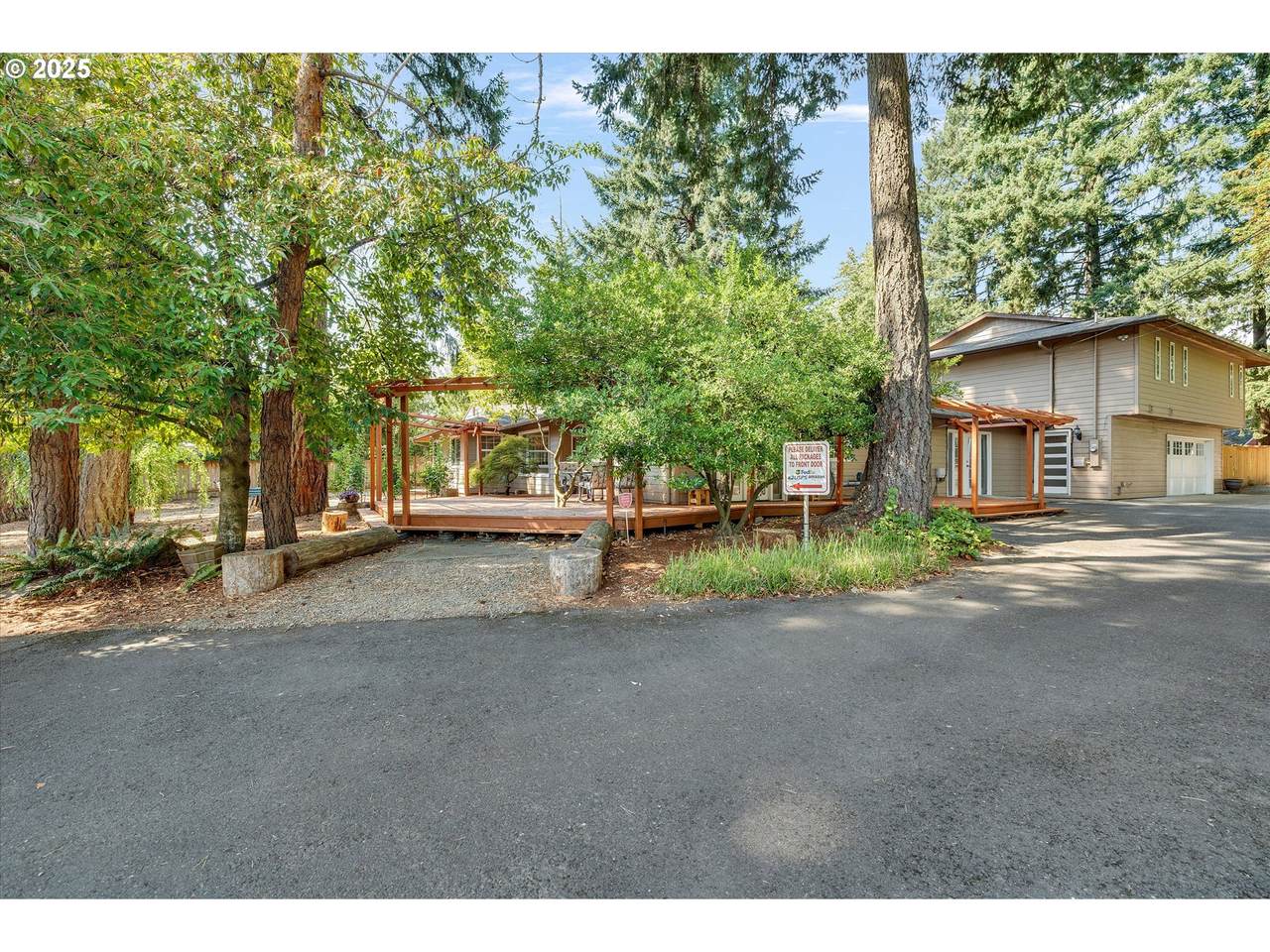 https://bt-photos.global.ssl.fastly.net/portland/1280_boomver_1_591230010-2.jpg