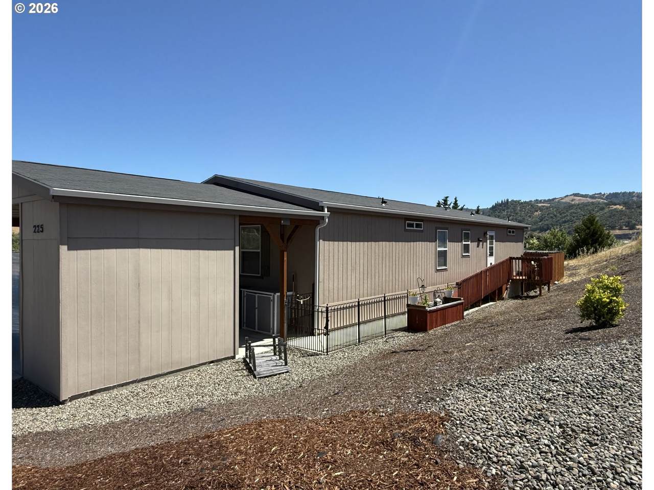 225 Nestucca Ln - Photo 1