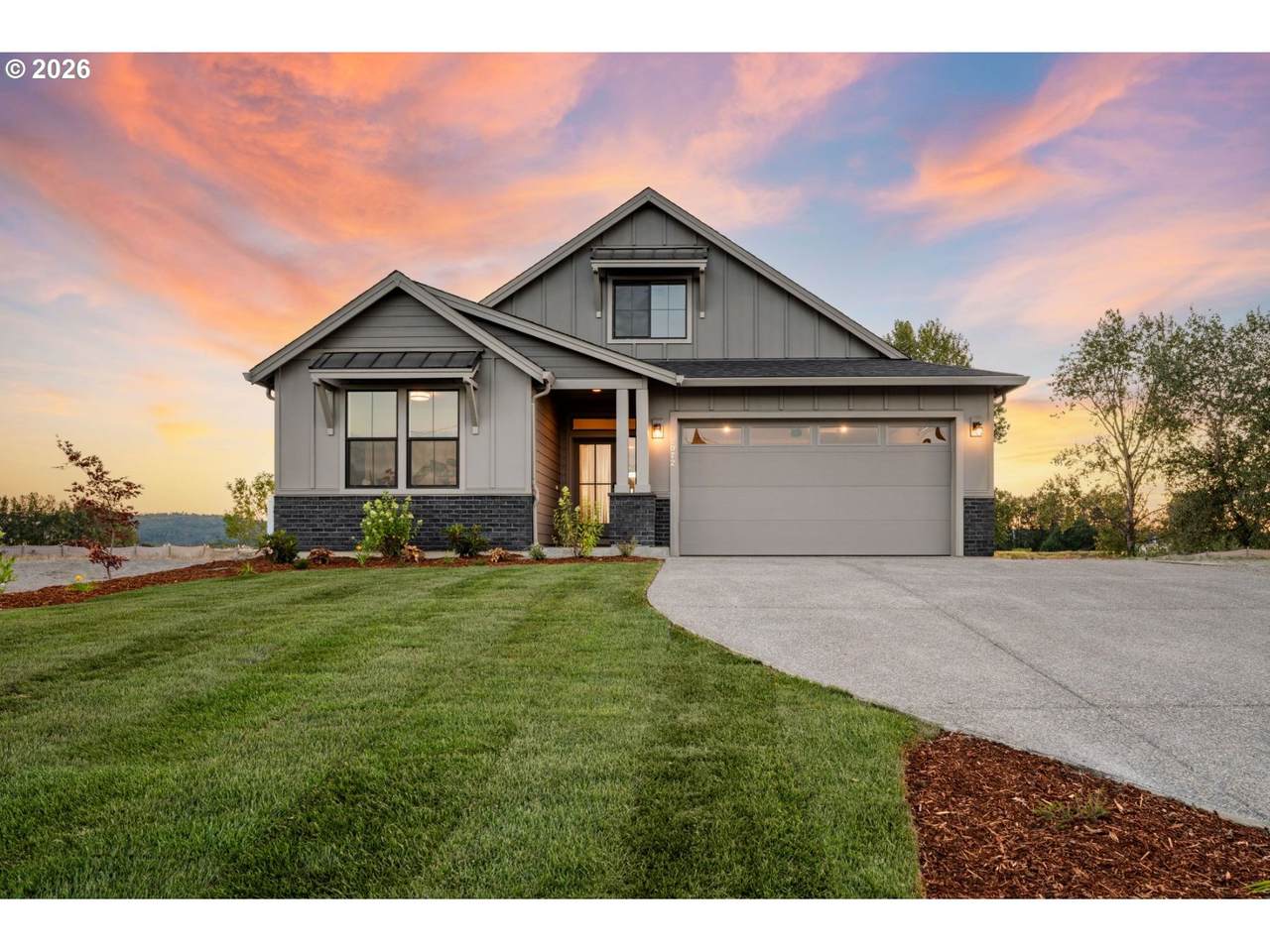 2072 River Rd - Photo 1