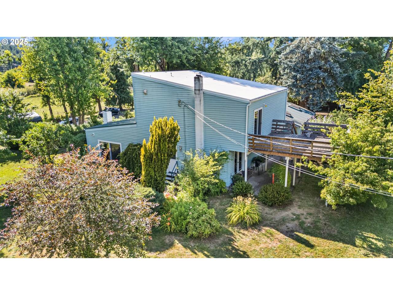 https://bt-photos.global.ssl.fastly.net/portland/1280_boomver_1_592300330-2.jpg