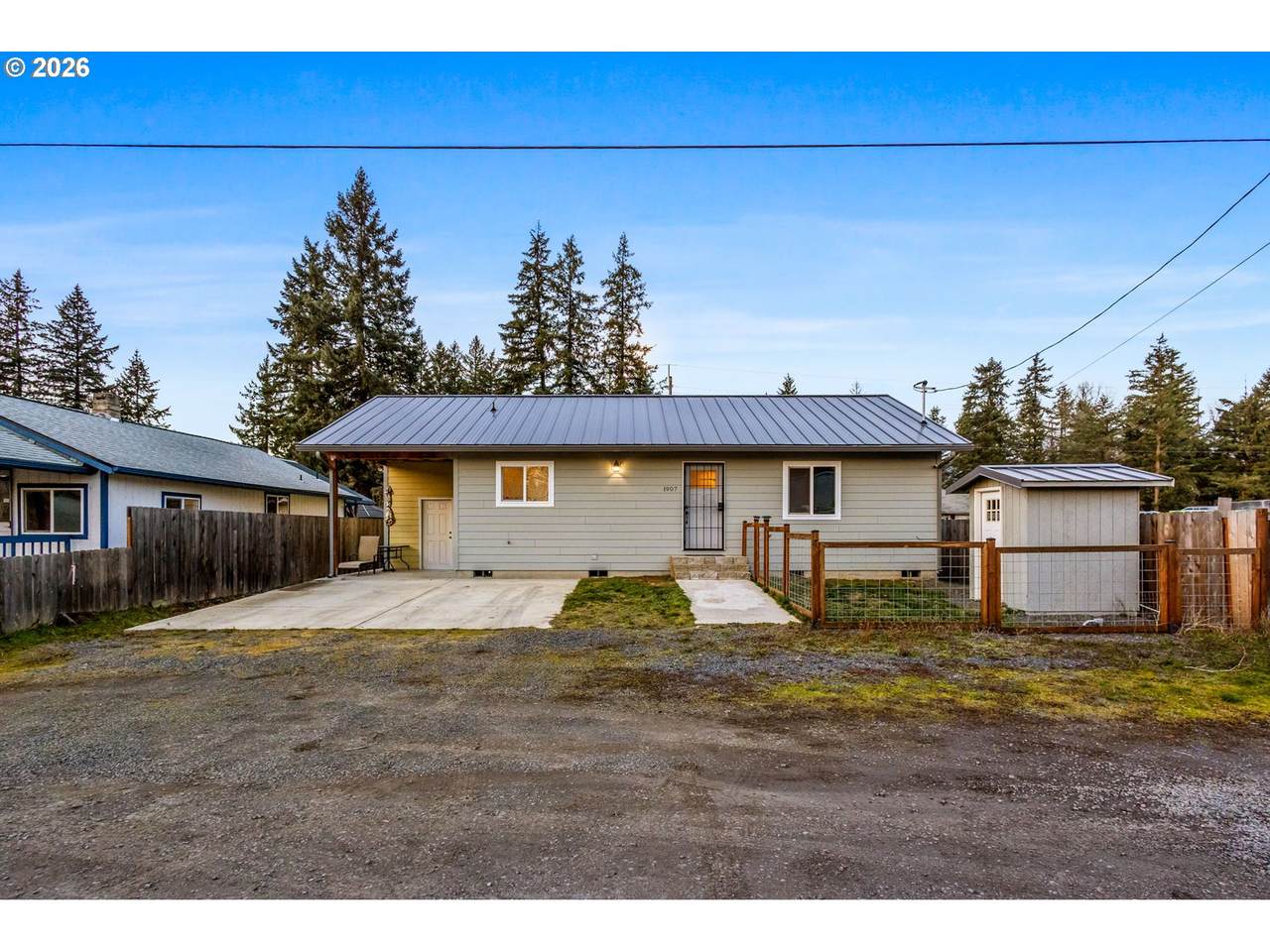 1907 Willow St - Photo 1