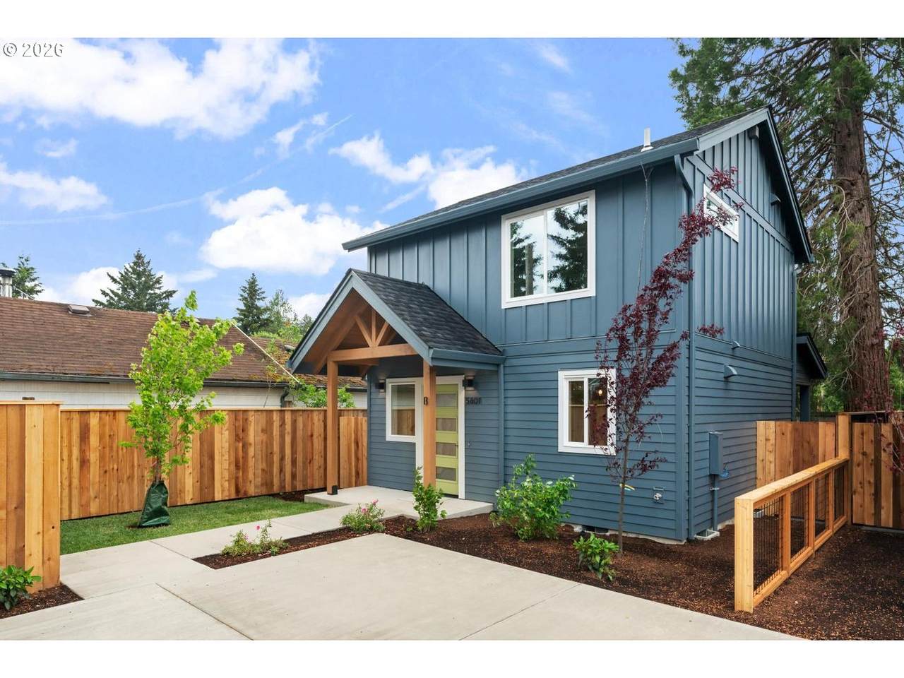 5601 Bybee Blvd - Photo 1
