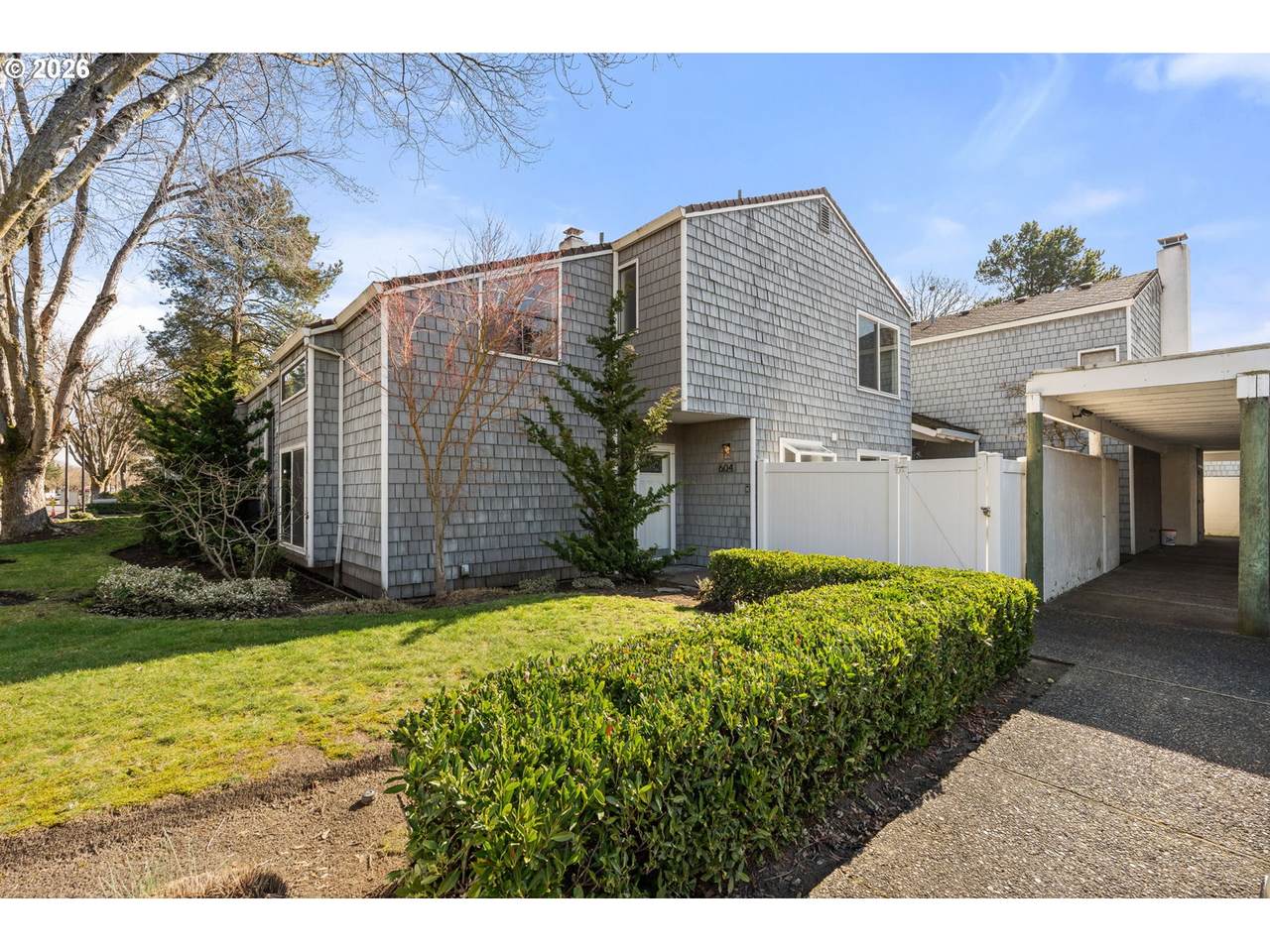 604 Hayden Bay Dr - Photo 1