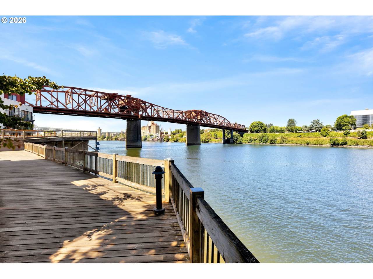 https://bt-photos.global.ssl.fastly.net/portland/1280_boomver_1_596015251-2.jpg