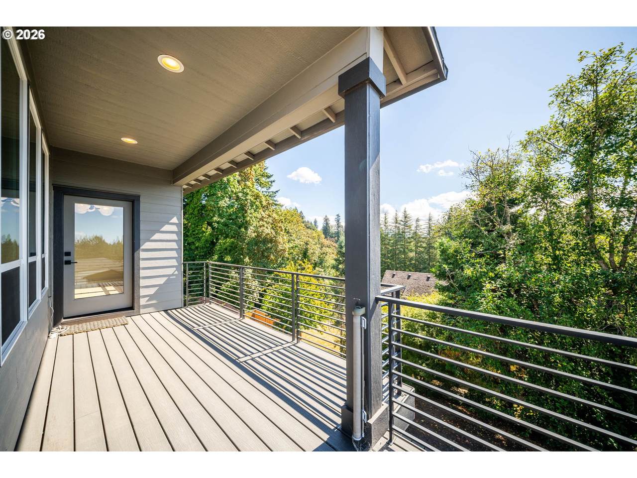 https://bt-photos.global.ssl.fastly.net/portland/1280_boomver_1_597419686-2.jpg