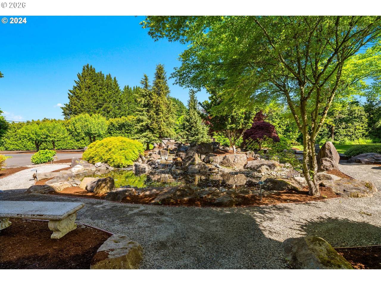 https://bt-photos.global.ssl.fastly.net/portland/1280_boomver_2_597568691-2.jpg