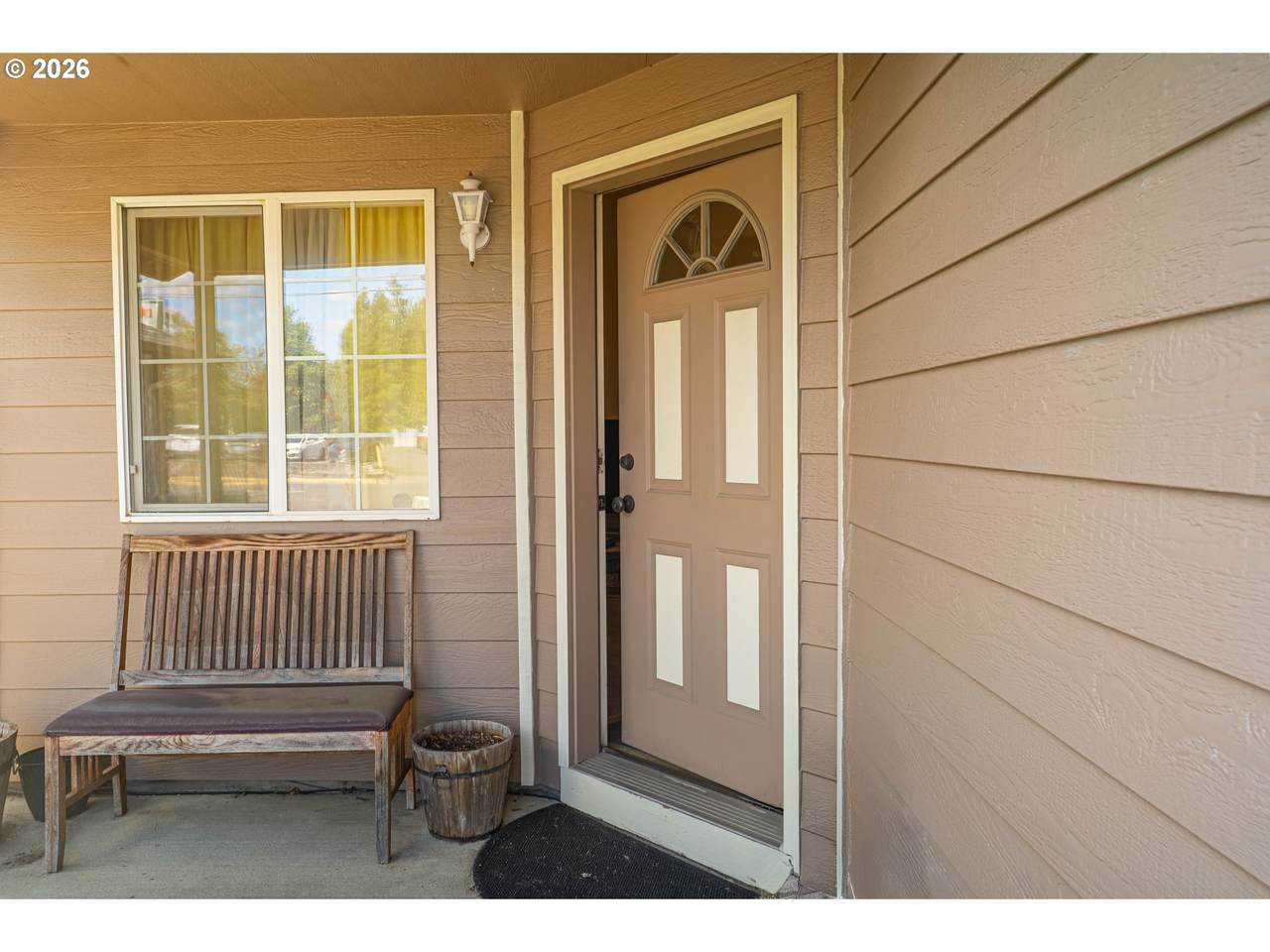 https://bt-photos.global.ssl.fastly.net/portland/1280_boomver_1_600575078-2.jpg