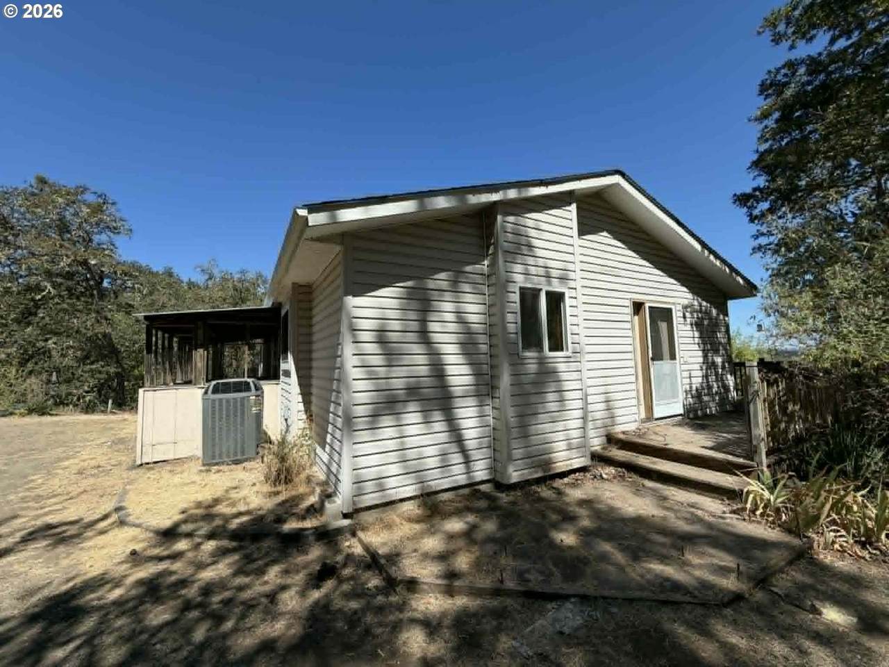 https://bt-photos.global.ssl.fastly.net/portland/1280_boomver_1_601139805-2.jpg