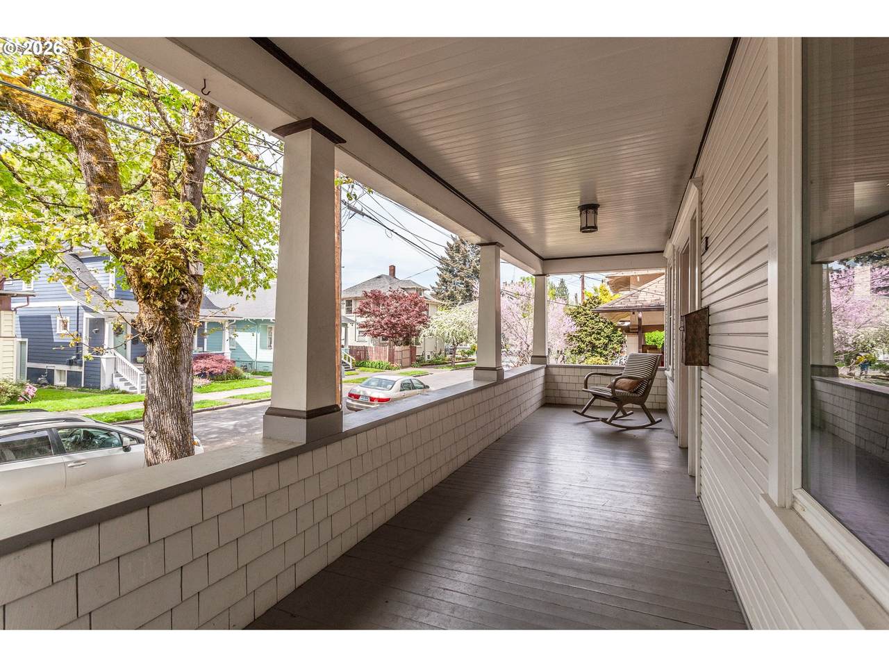 https://bt-photos.global.ssl.fastly.net/portland/1280_boomver_1_601318125-2.jpg