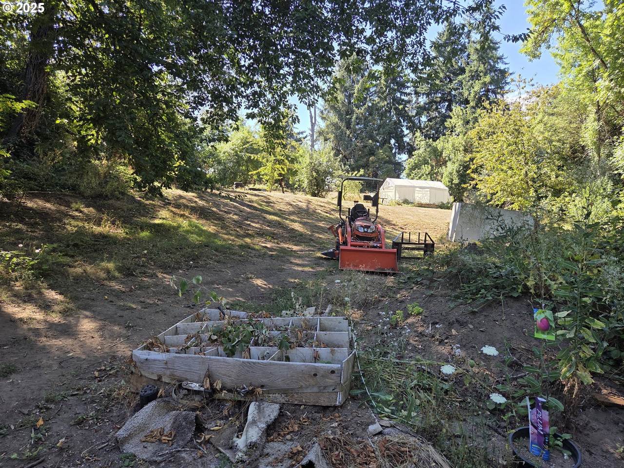 https://bt-photos.global.ssl.fastly.net/portland/1280_boomver_1_605500508-2.jpg