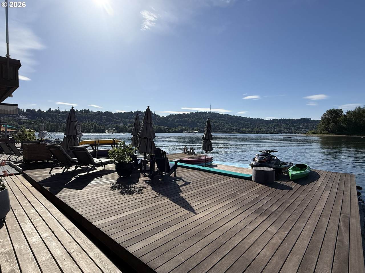 https://bt-photos.global.ssl.fastly.net/portland/1280_boomver_1_606117187-2.jpg