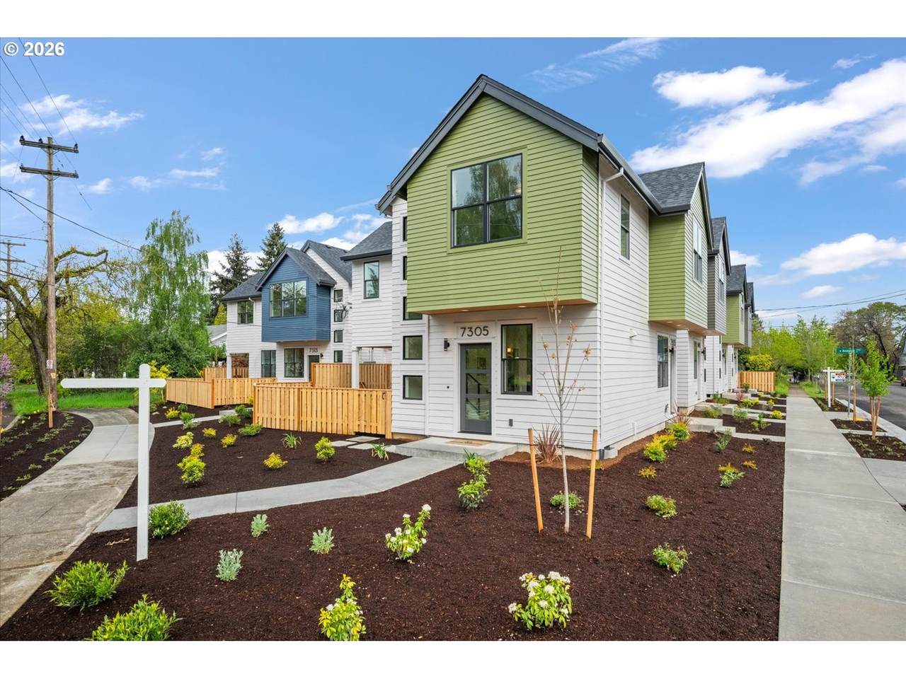 https://bt-photos.global.ssl.fastly.net/portland/1280_boomver_1_606561750-2.jpg