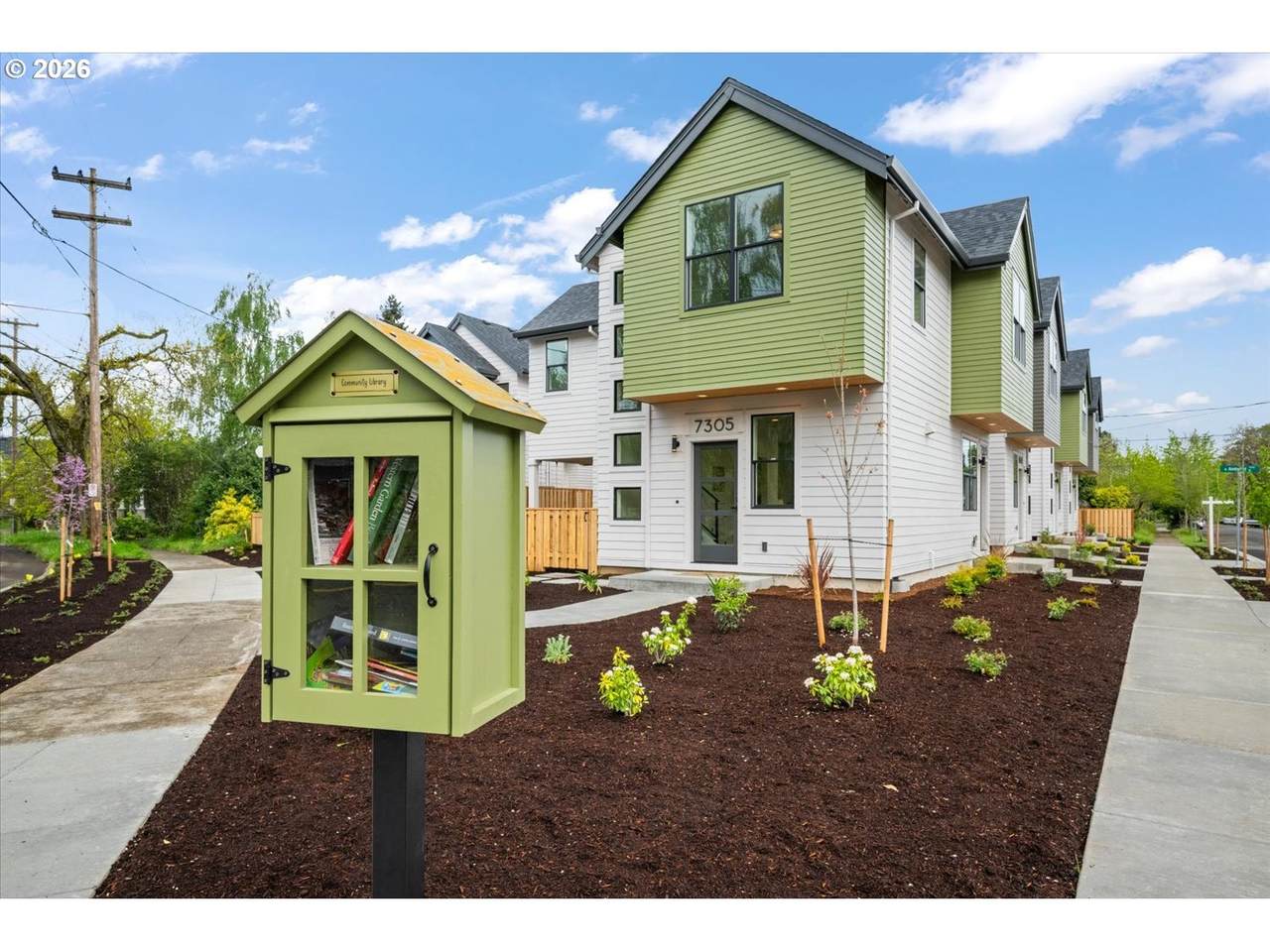 https://bt-photos.global.ssl.fastly.net/portland/1280_boomver_1_606561750-2.jpg