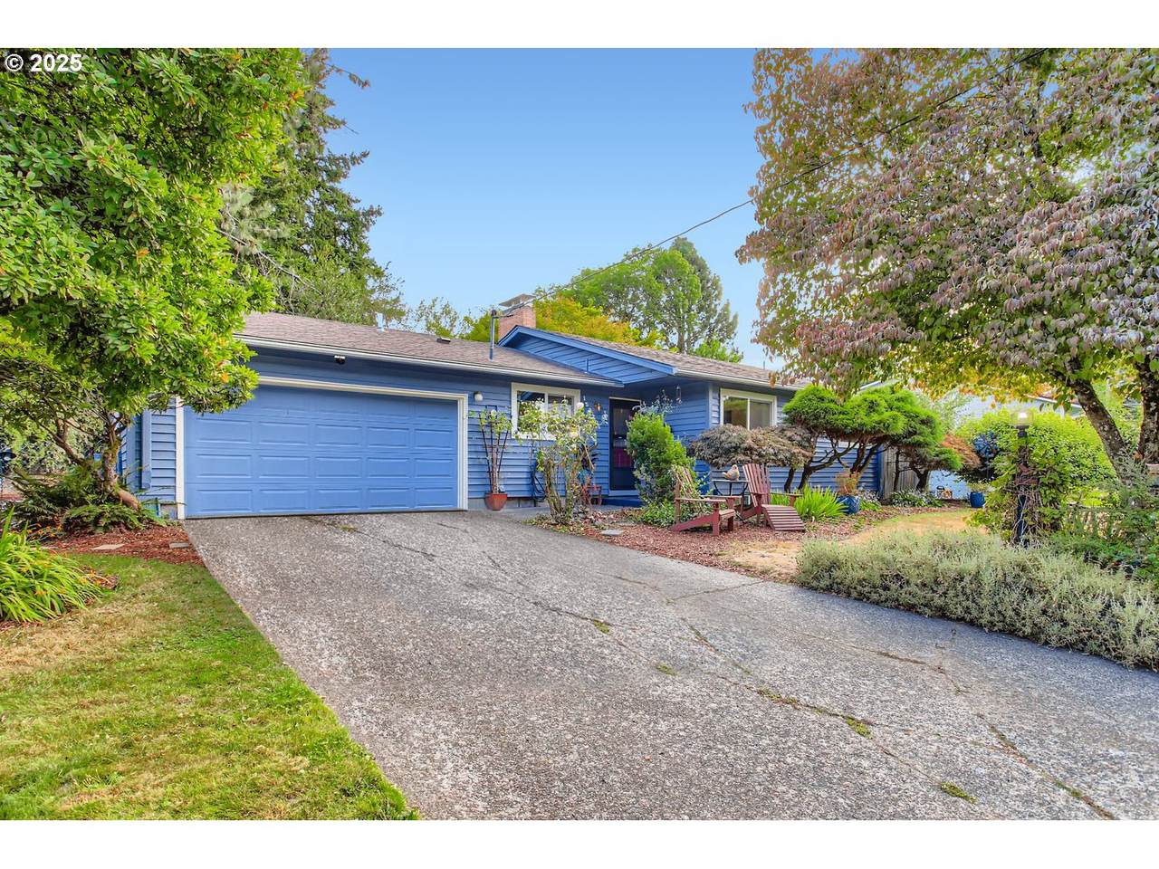 15820 Broadway - Photo 1