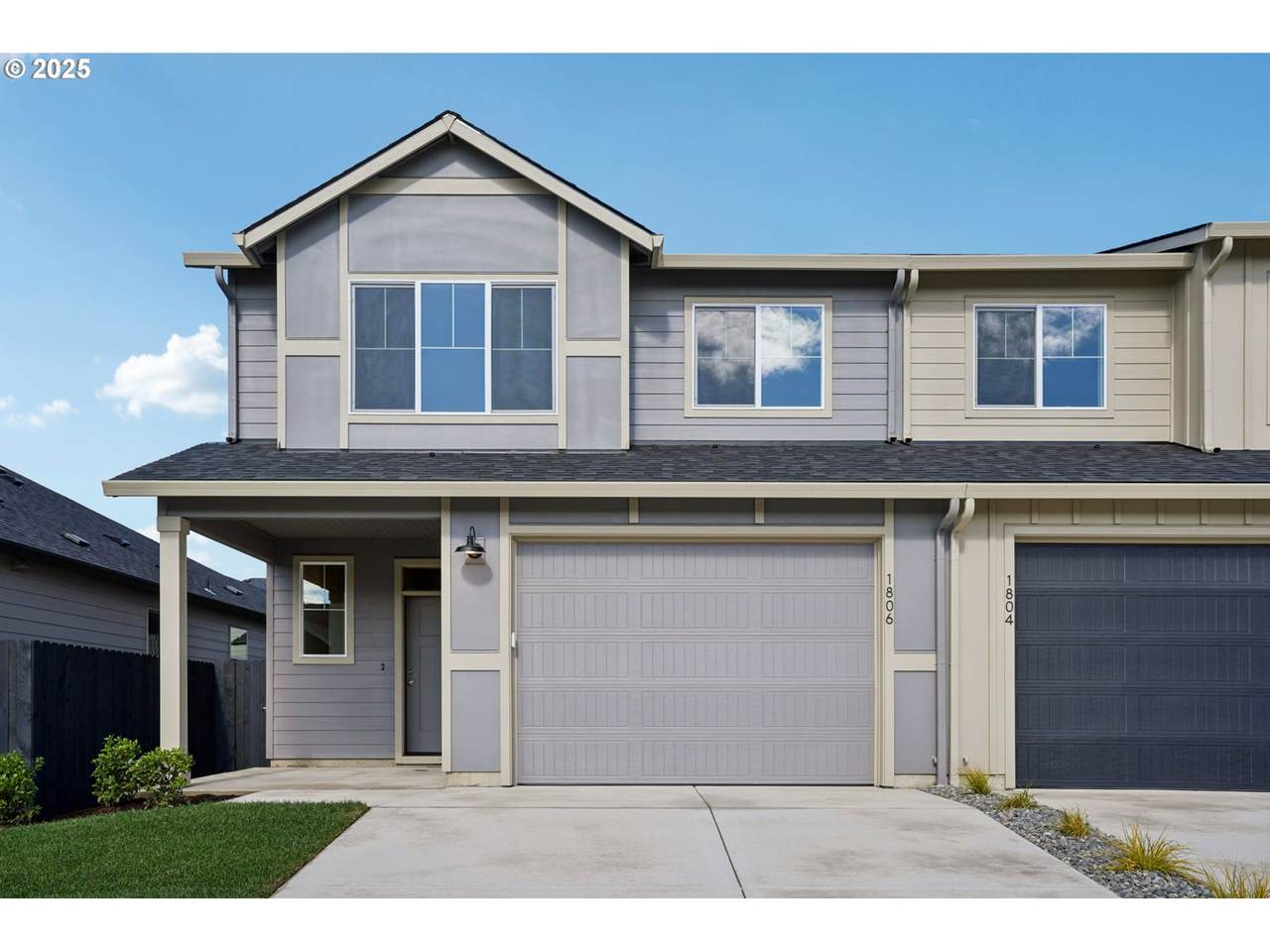 1806 18TH St - Photo 1