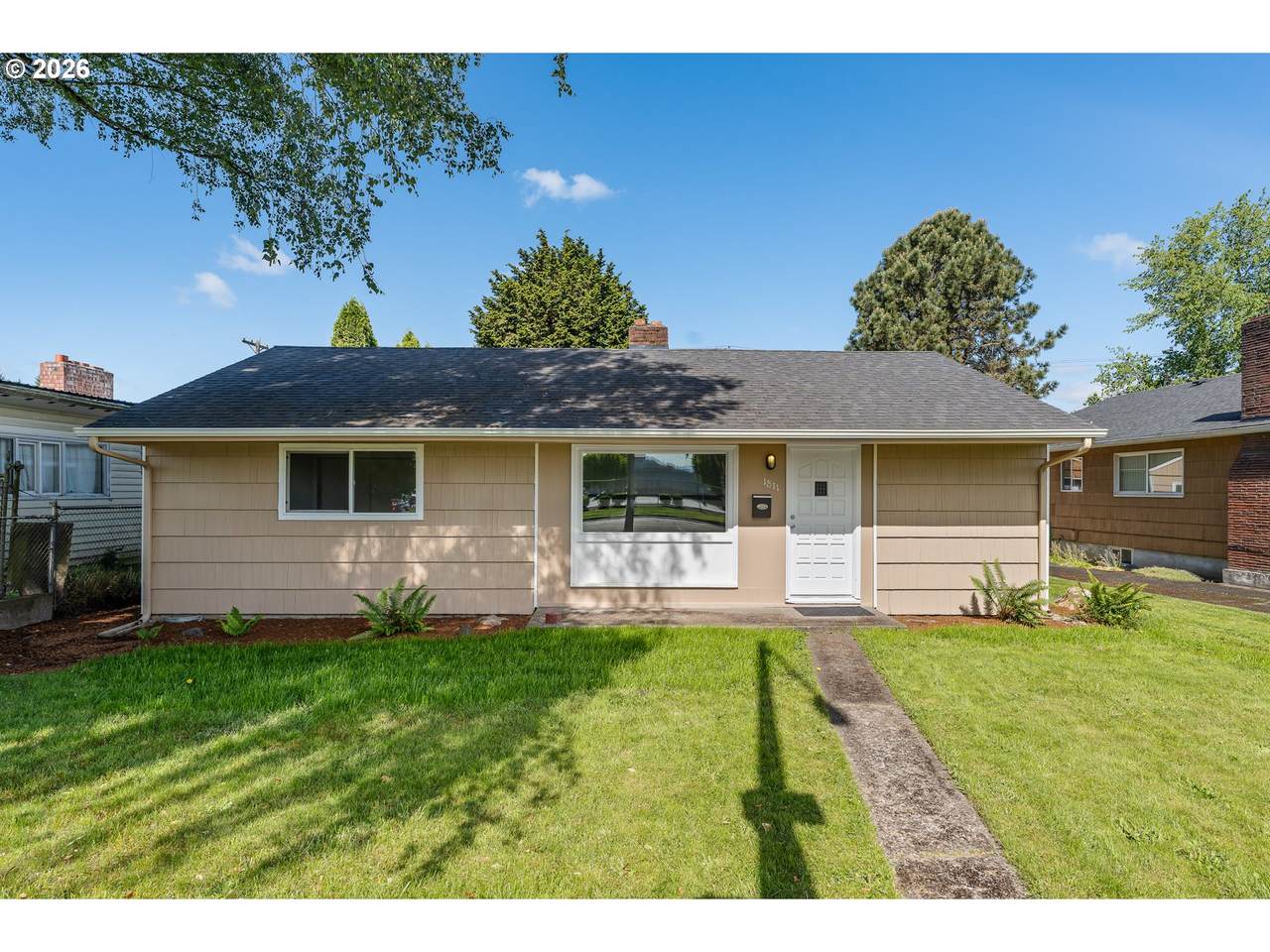 1811 15TH Ave - Photo 1