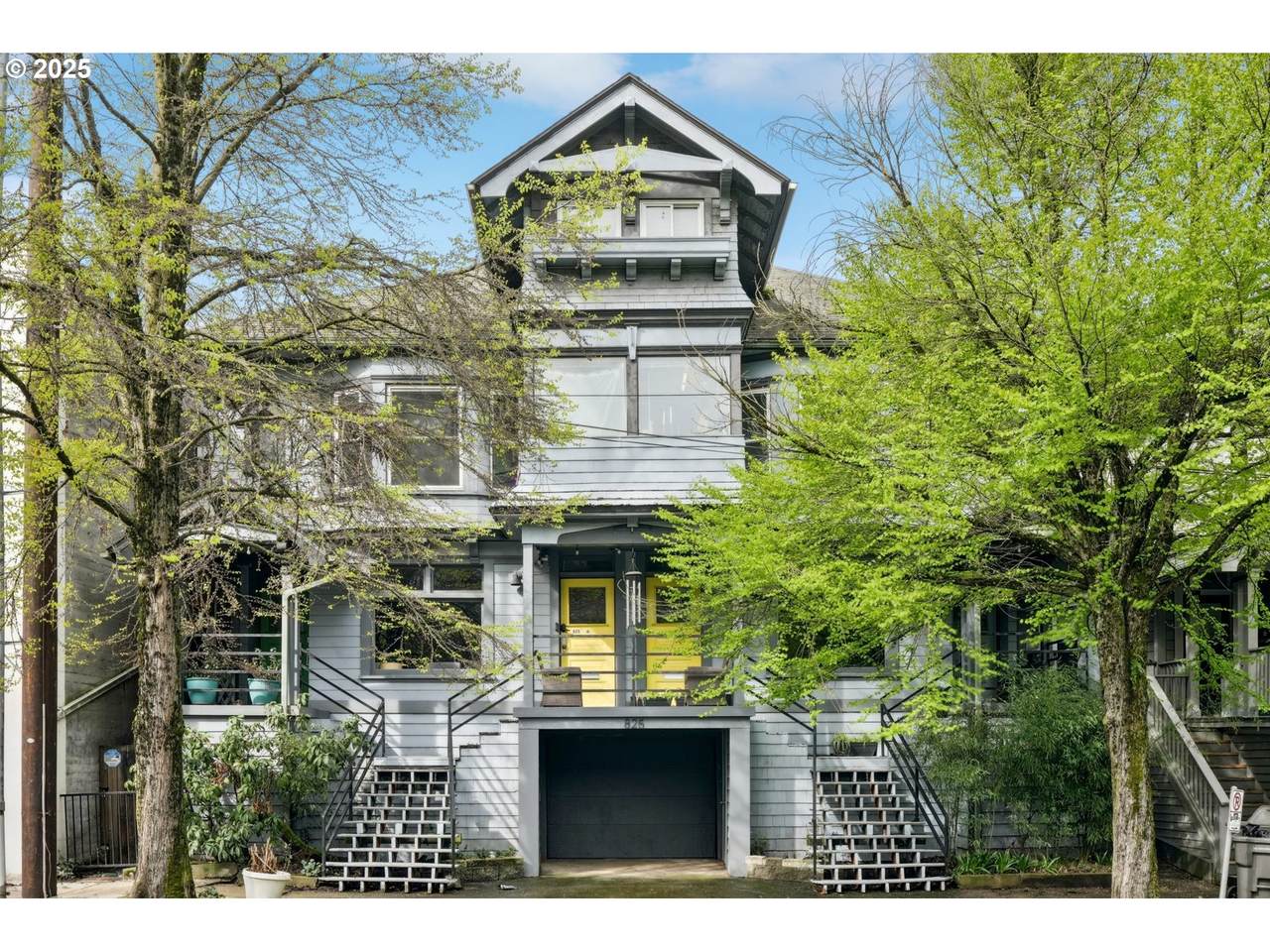 821 16TH Ave - Photo 1