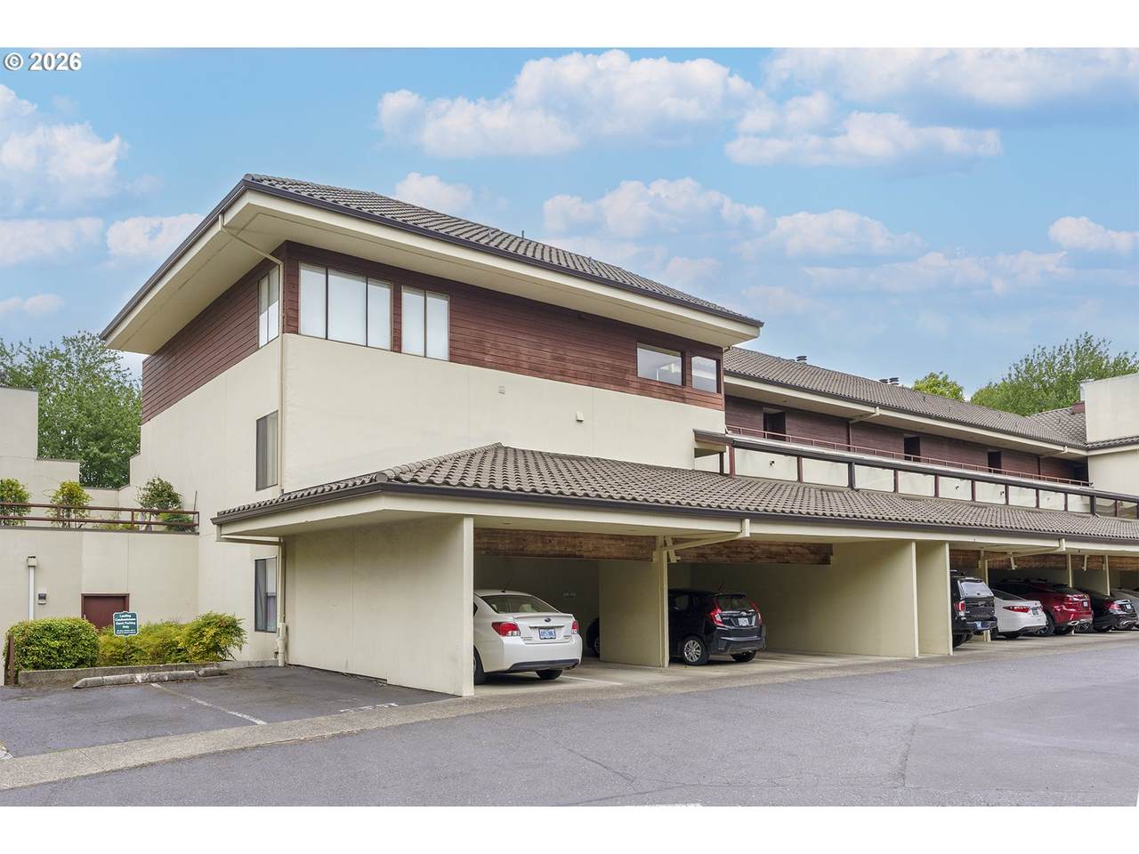5250 Landing Dr - Photo 1