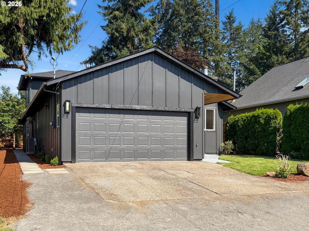 https://bt-photos.global.ssl.fastly.net/portland/1280_boomver_1_613123088-2.jpg