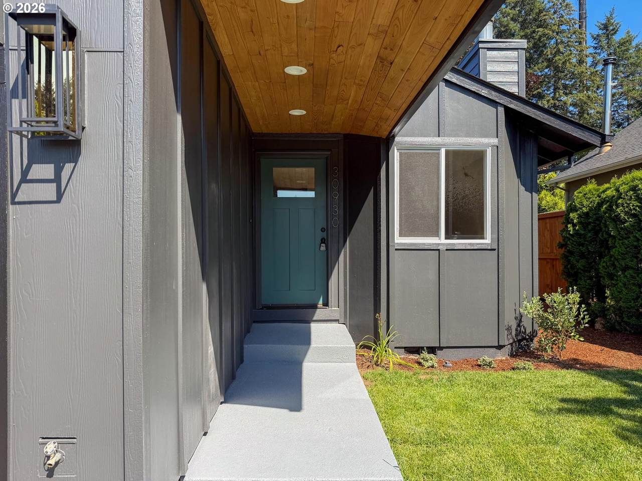 https://bt-photos.global.ssl.fastly.net/portland/1280_boomver_1_613123088-2.jpg