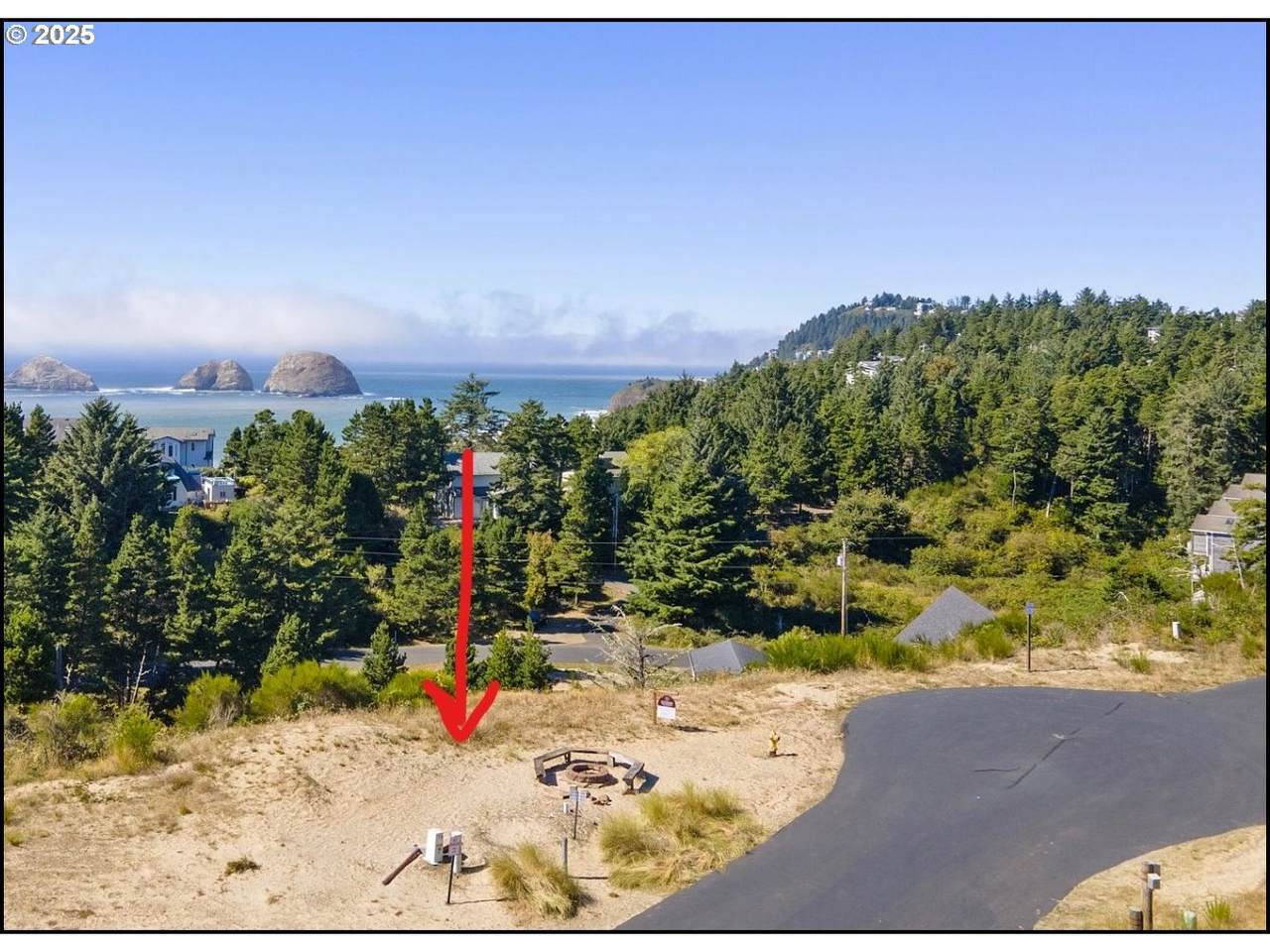  Crescent St - Photo 1