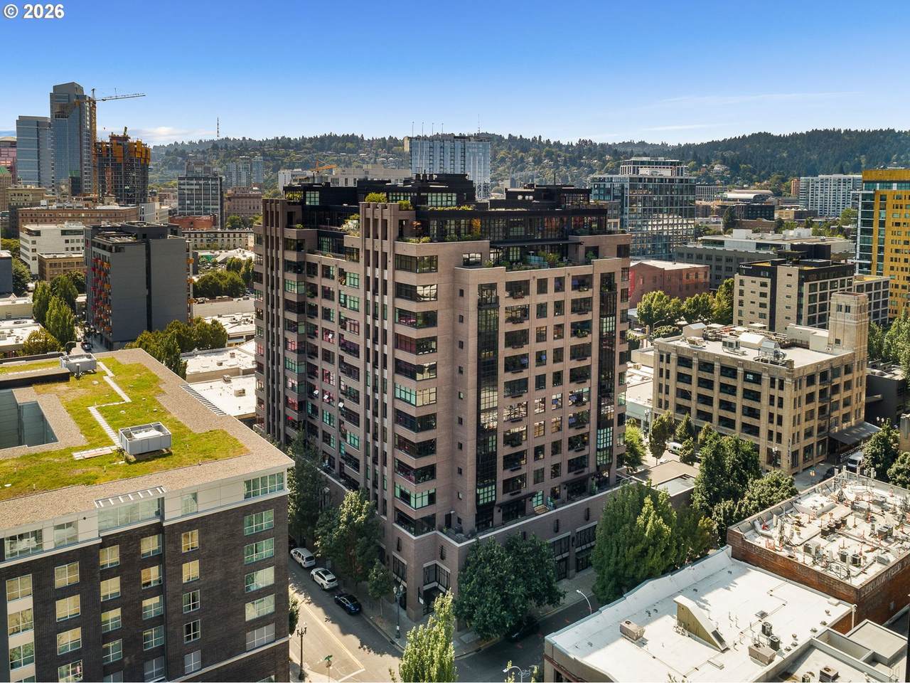 333 9TH Ave - Photo 1