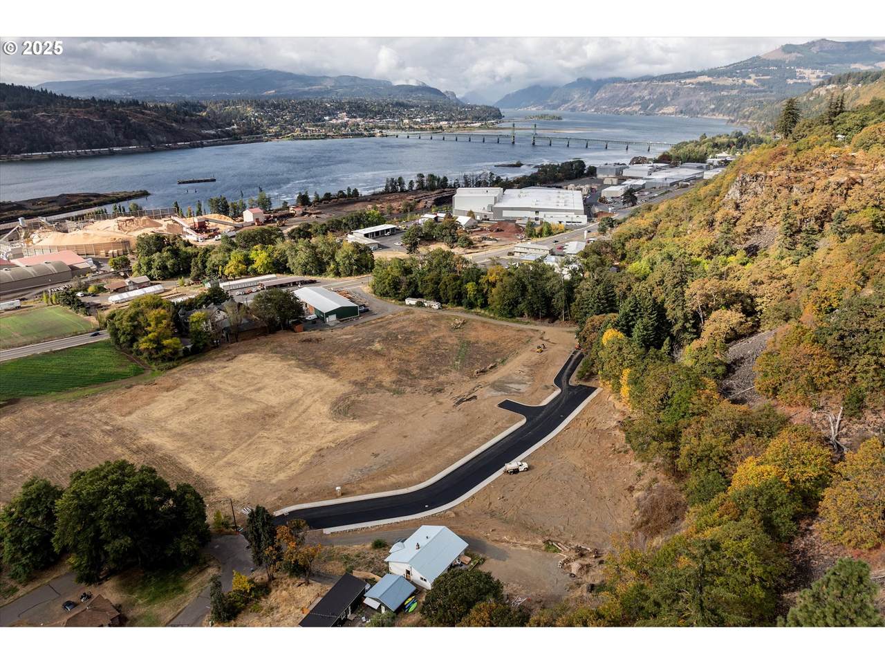 https://bt-photos.global.ssl.fastly.net/portland/1280_boomver_1_614780686-2.jpg