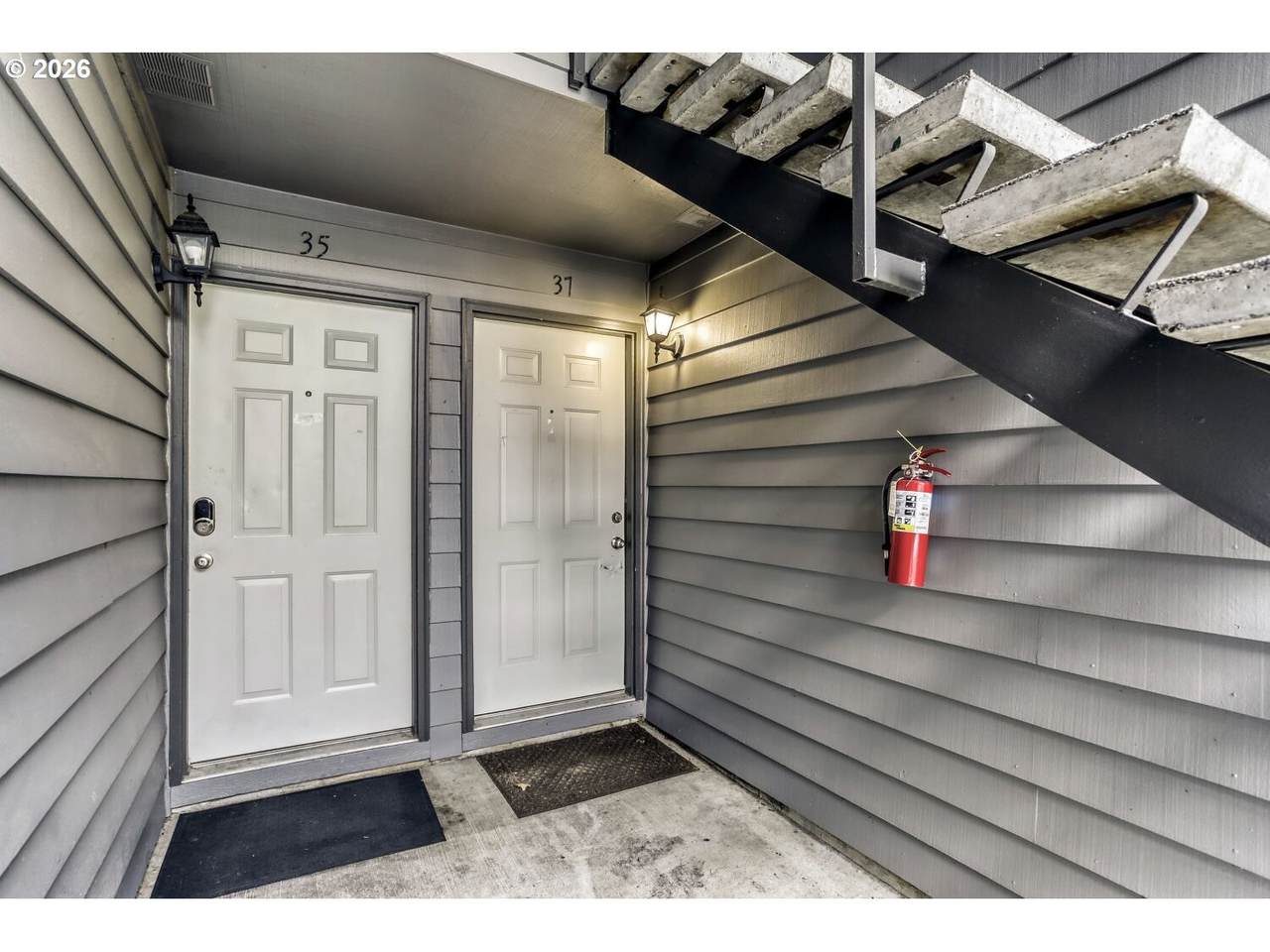 6745 Scholls Ferry Rd - Photo 1