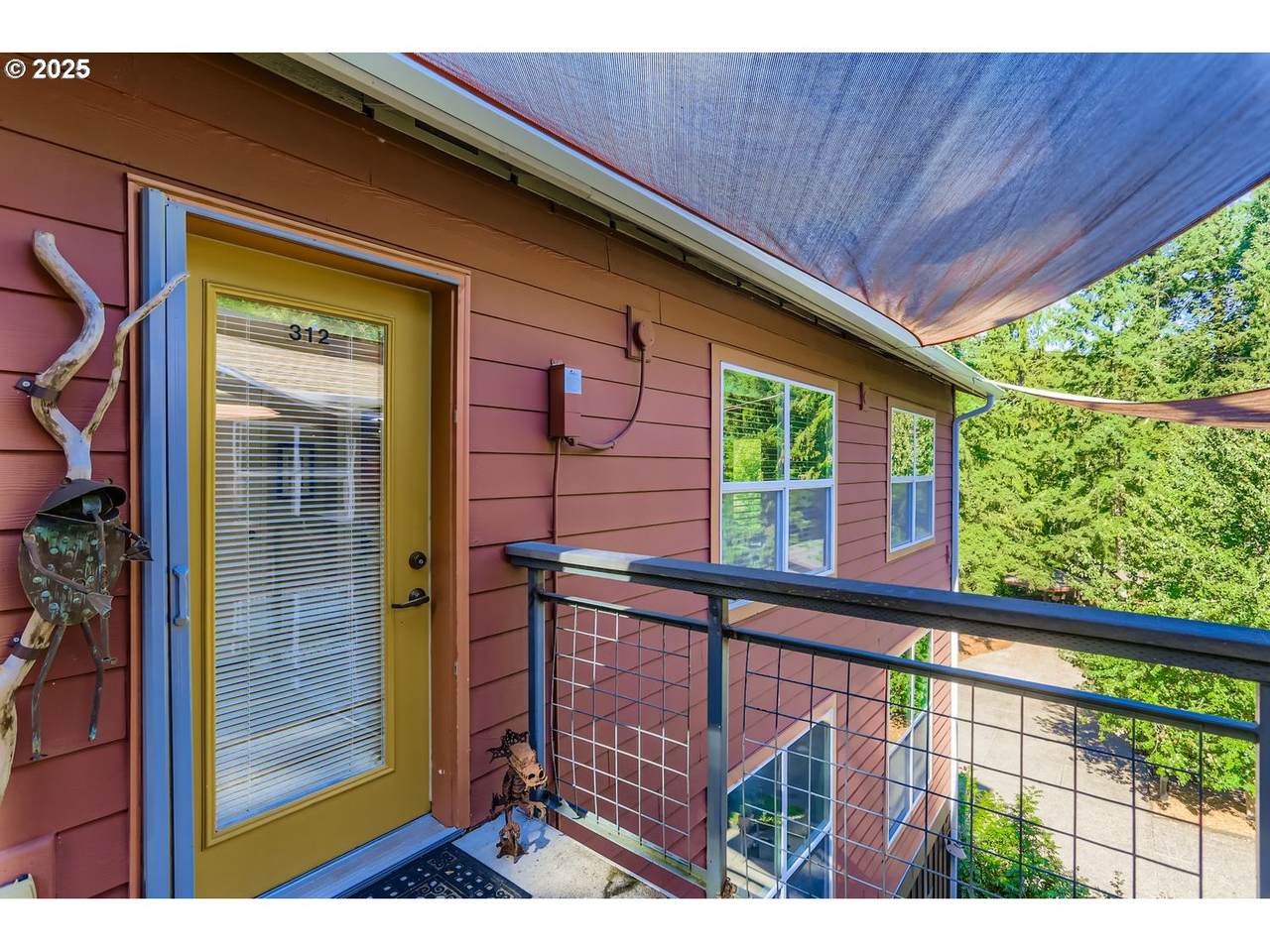 9601 Leahy Rd - Photo 1