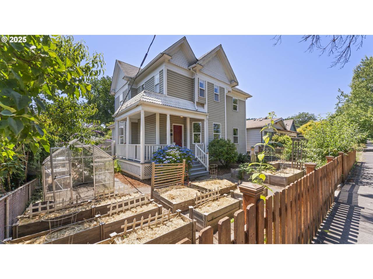 7824 Alder St - Photo 1