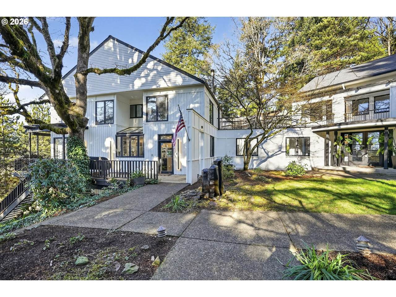 10905 105TH Ave - Photo 1