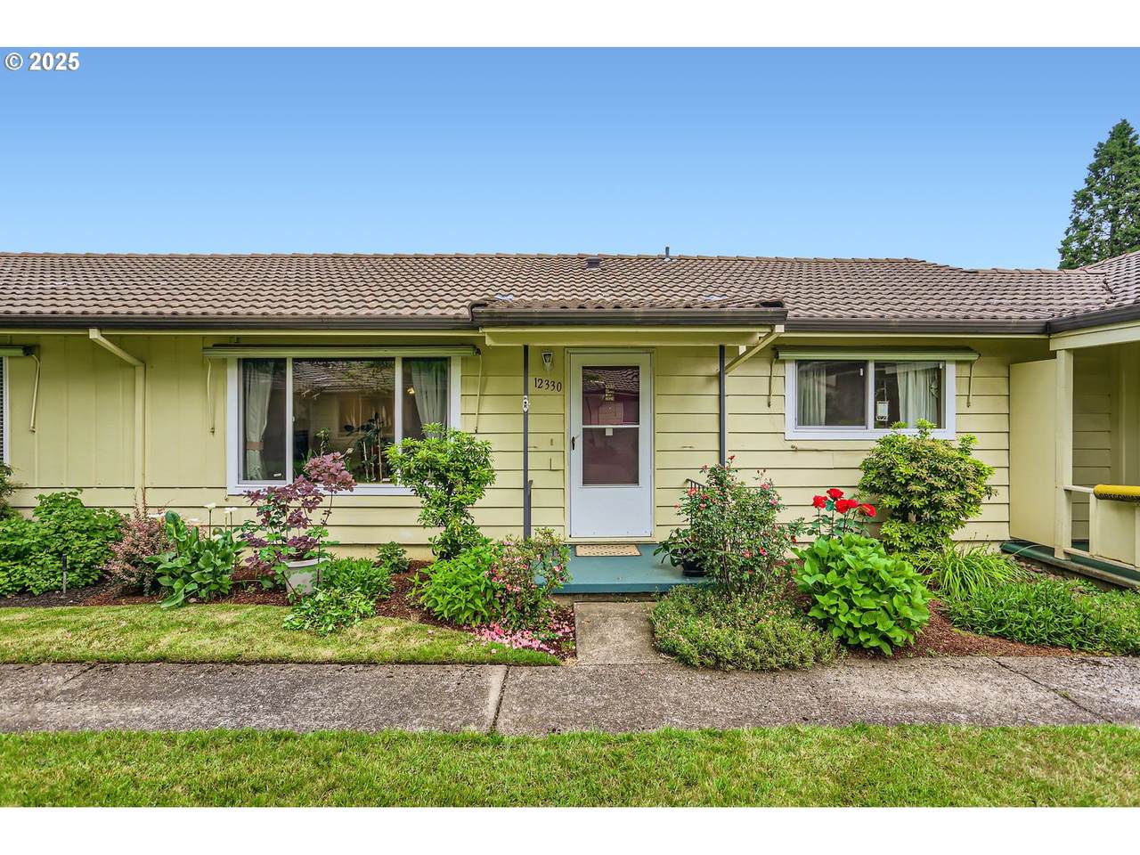 12330 Main St - Photo 1