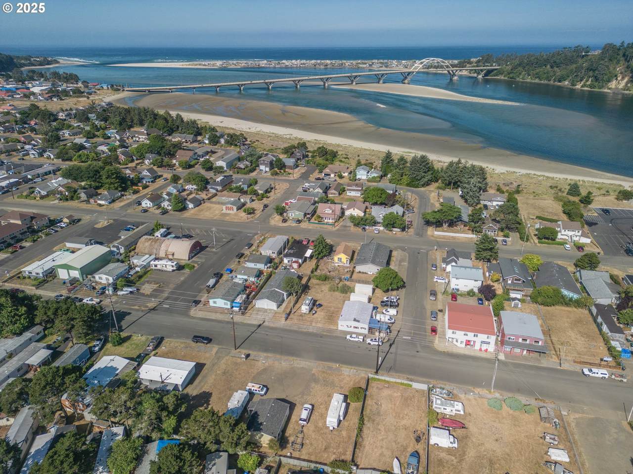1045 1085 Mill St - Photo 1