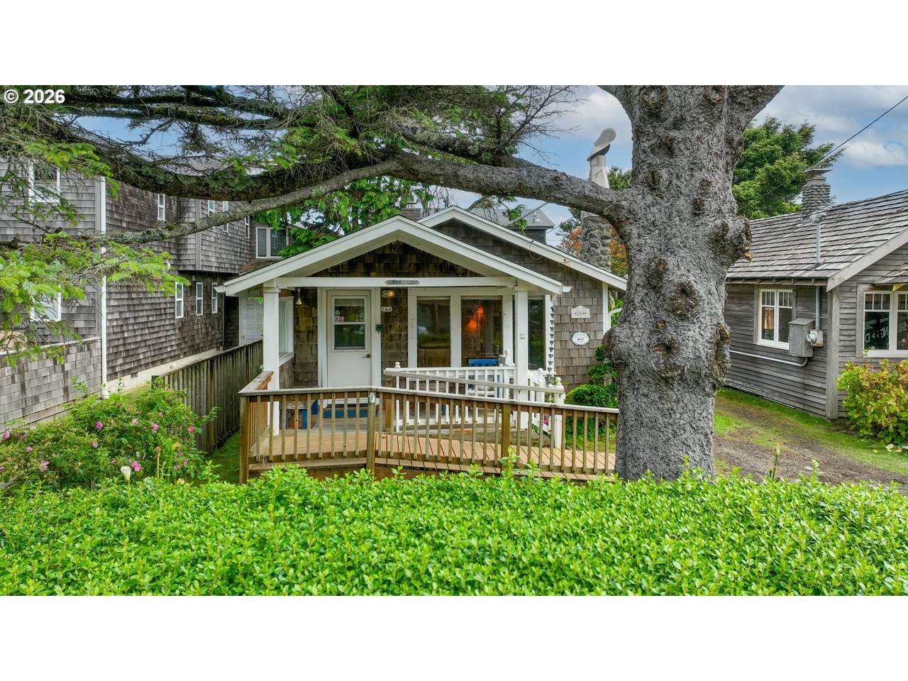164 Jackson St - Photo 1