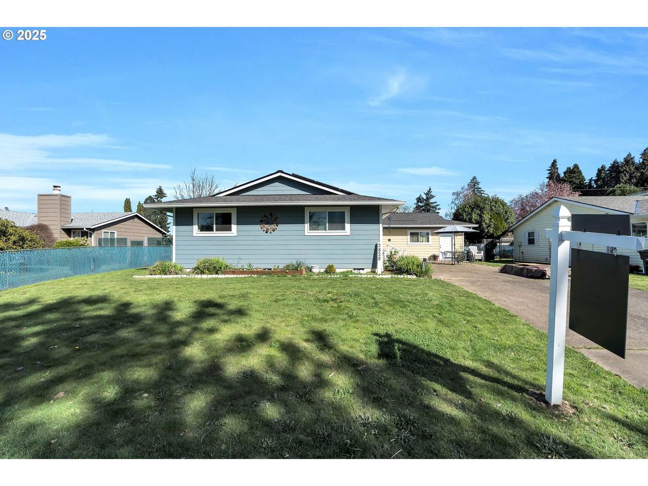 2828 45TH Ct - Photo 1