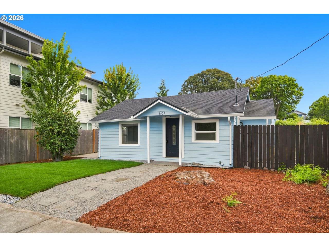 https://bt-photos.global.ssl.fastly.net/portland/1280_boomver_1_621090528-2.jpg
