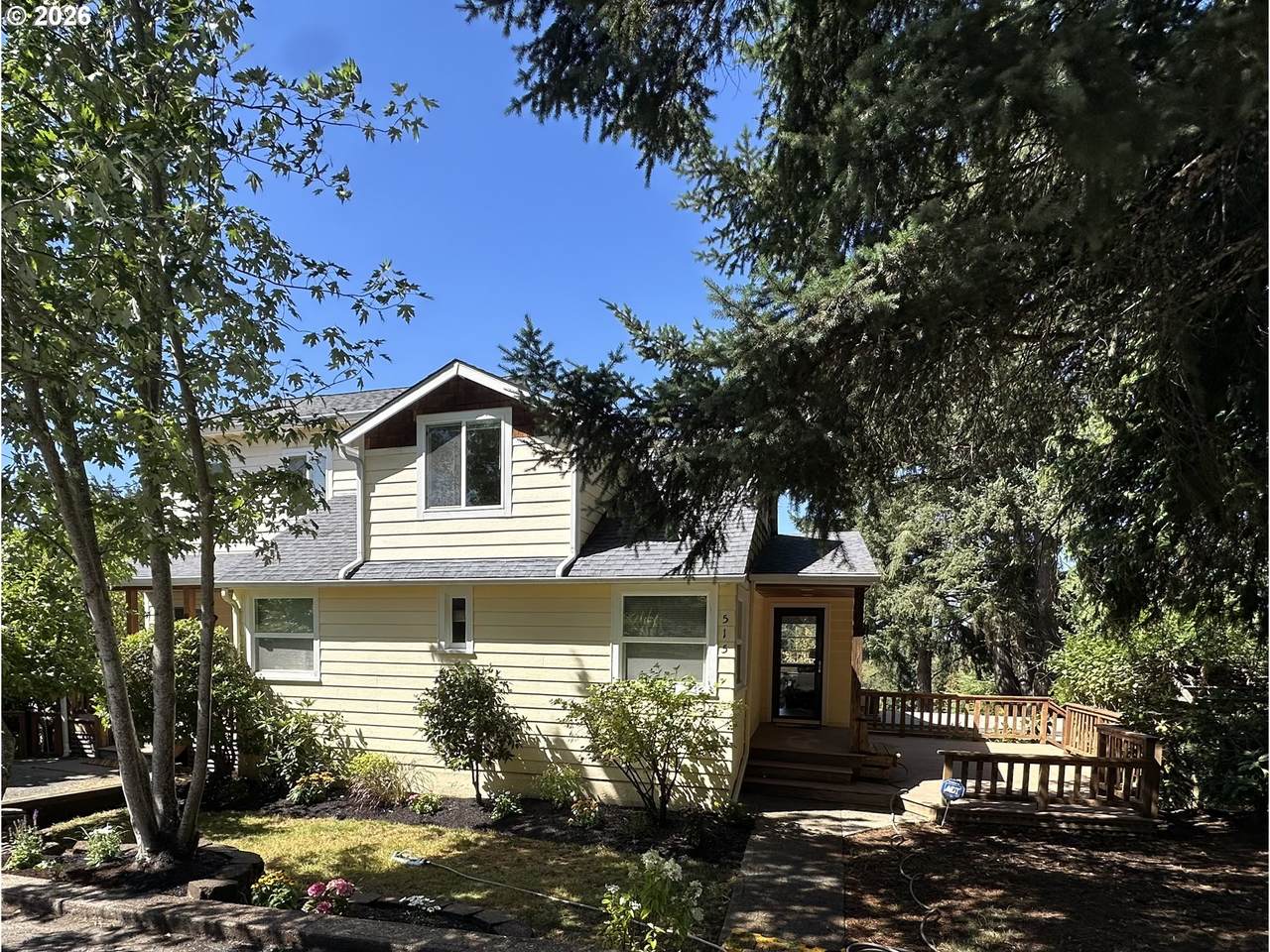 https://bt-photos.global.ssl.fastly.net/portland/1280_boomver_1_622307355-2.jpg