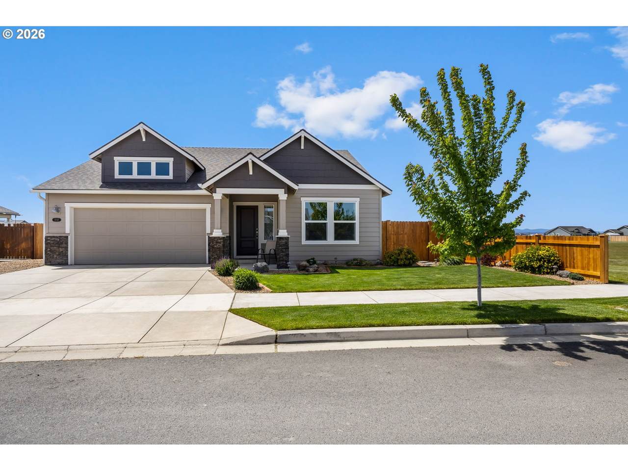 1132 Golf Course Dr - Photo 1